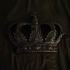 Black Crown Wall Hanging